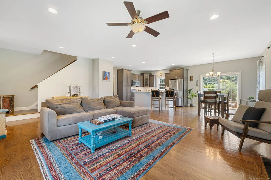 Photo of 8 River Road