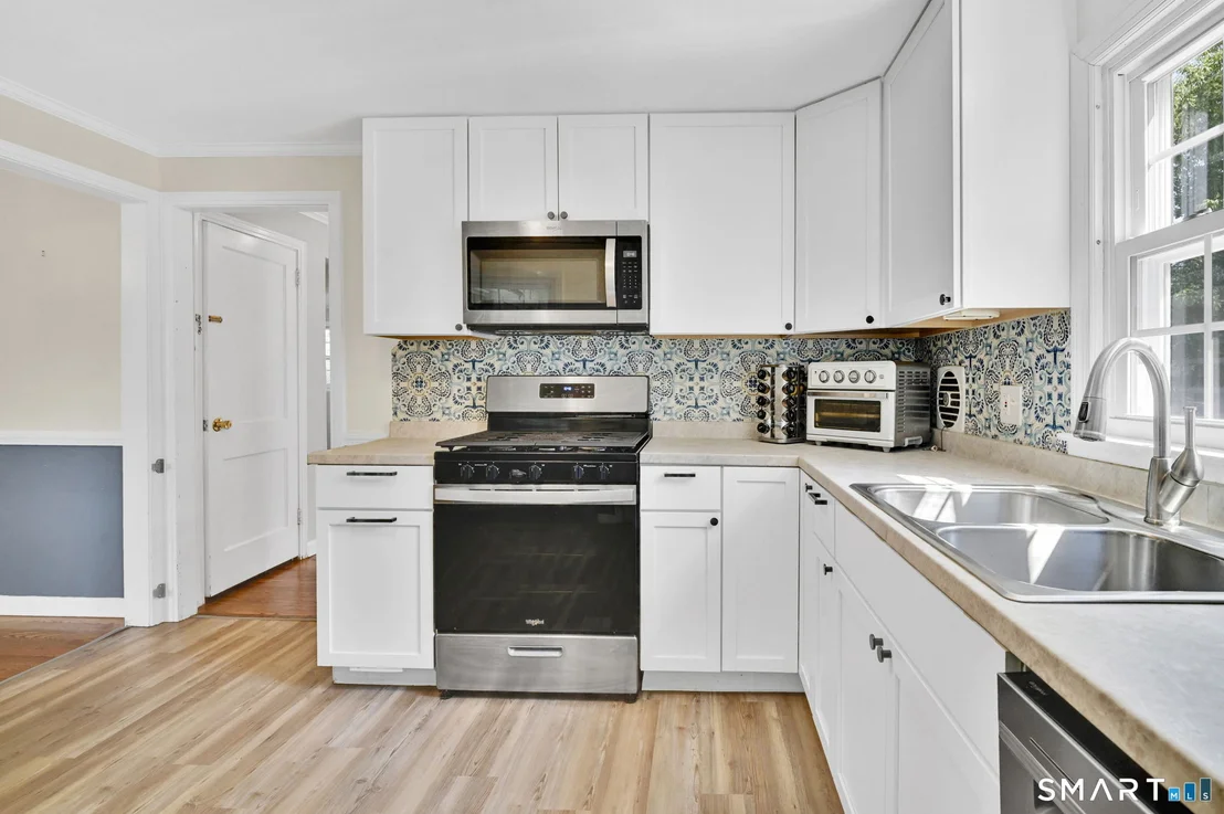 Photo of 10 Pine Drive