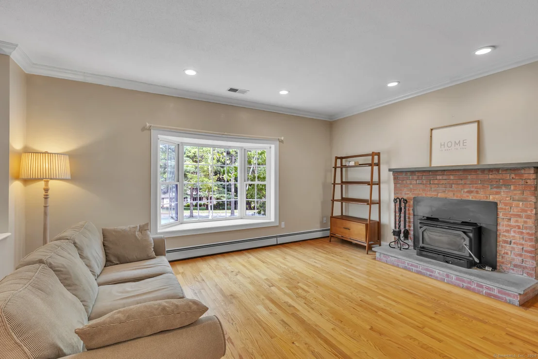 Photo of 6 Boulder Ridge Drive
