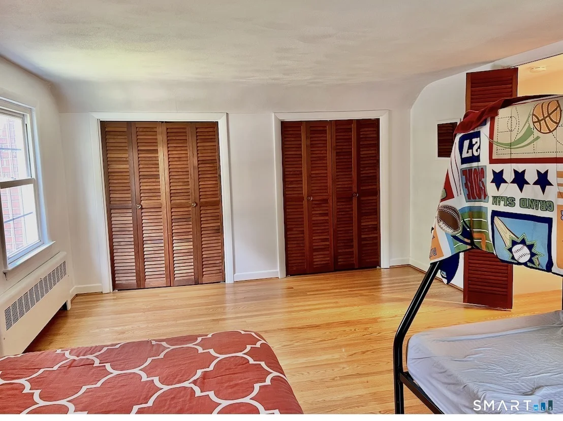 Photo of 17 Carver Circle