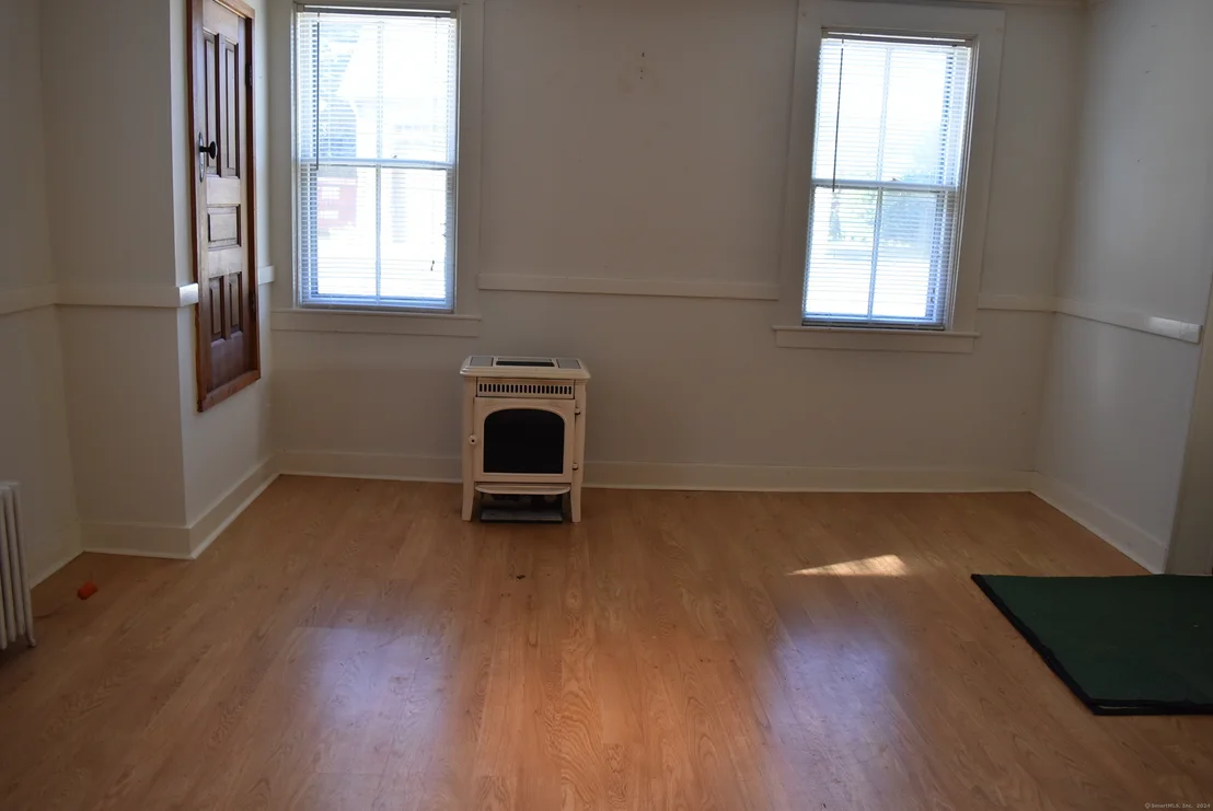 Photo of 42 Pequot Trail