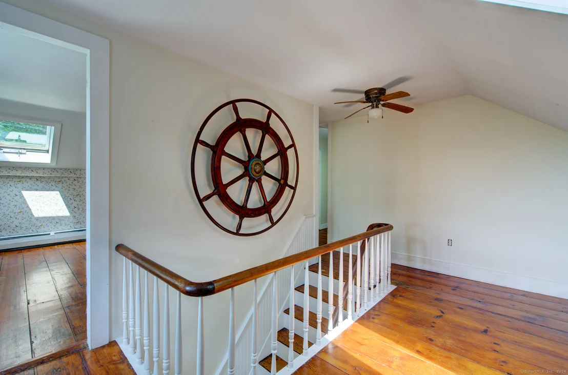 Photo of 12 Meadow Drive