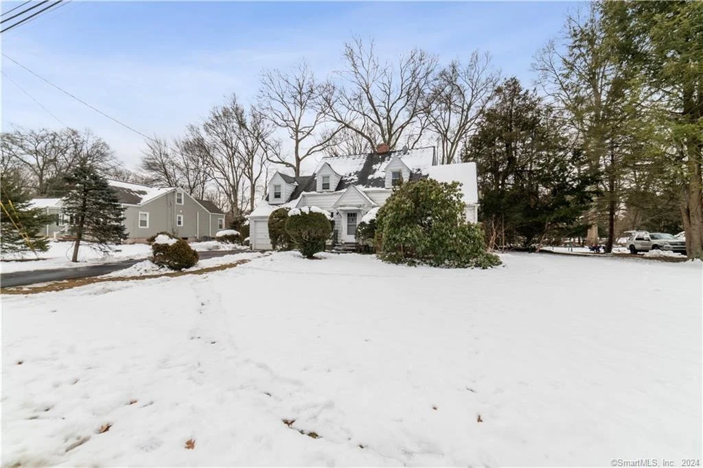 Photo of 51 Woodside Drive