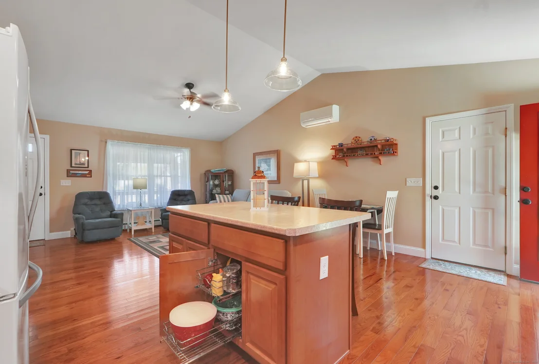 Photo of 17 Brookside Drive