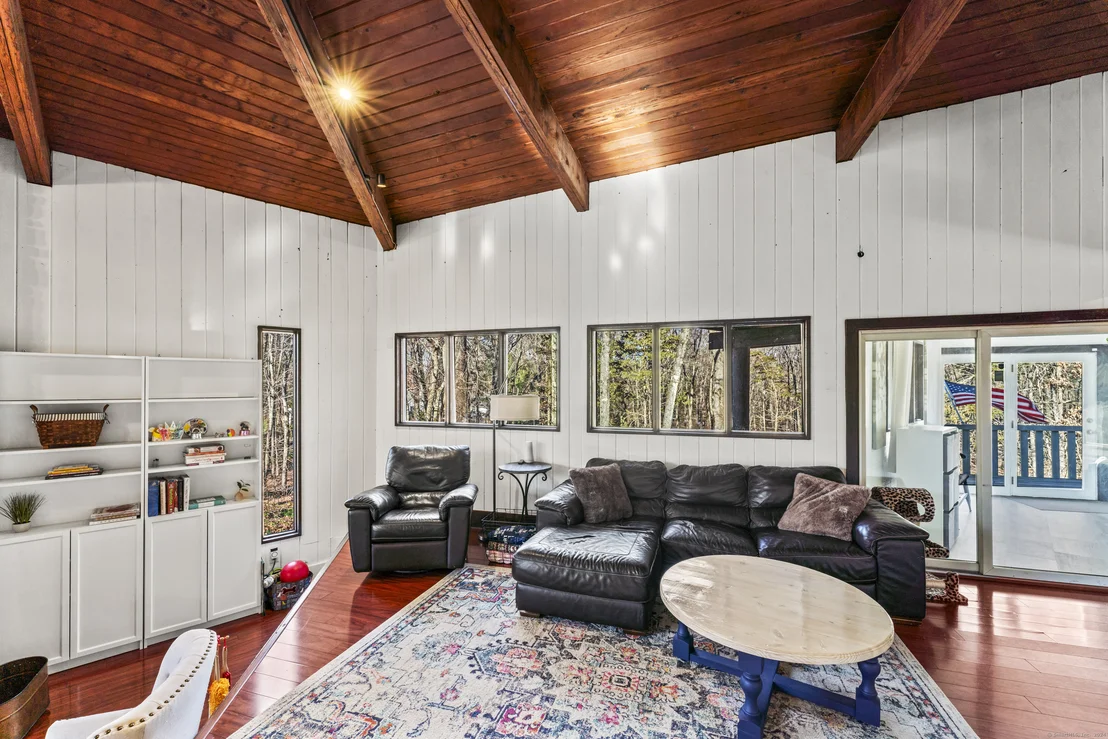 Photo of 9 Tanglewood Lane