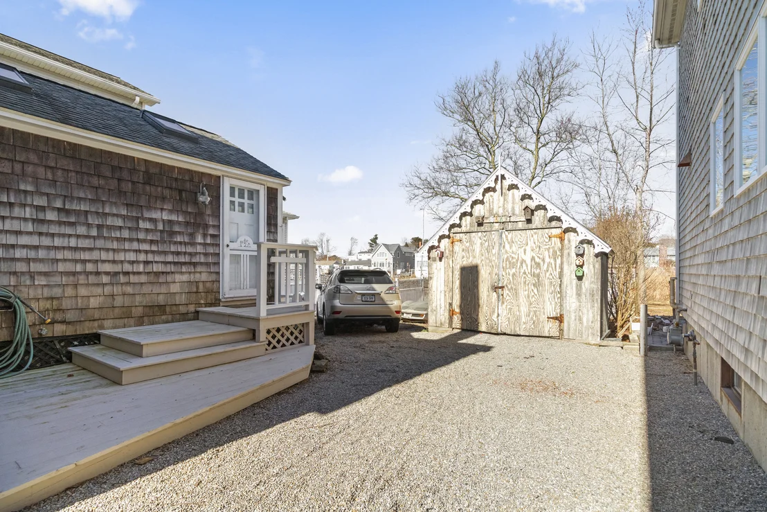 Photo of 275 Seaside Avenue