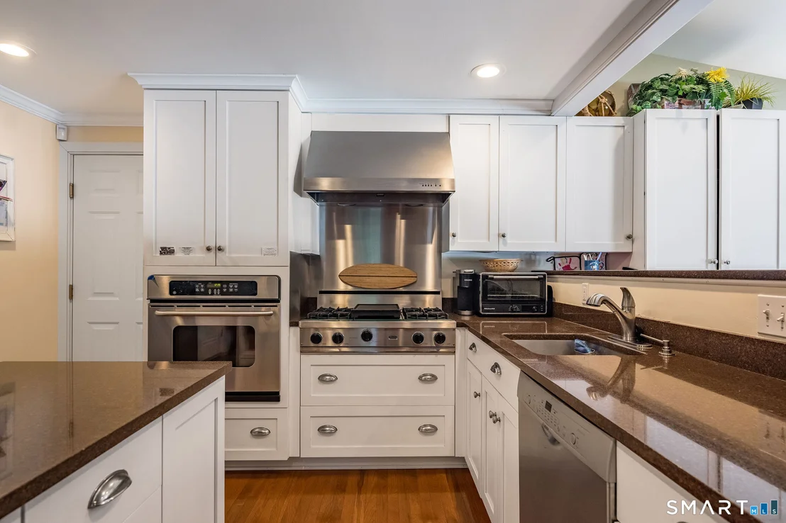Photo of 145 Beach Park Road