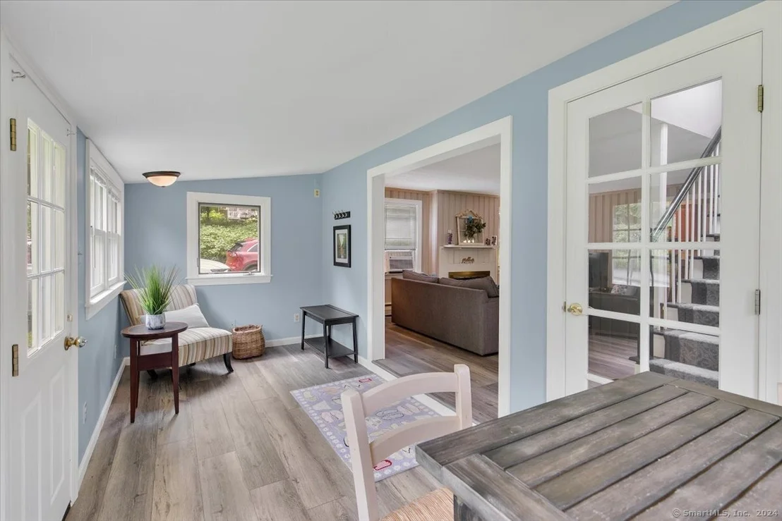 Photo of 117 Ross Avenue
