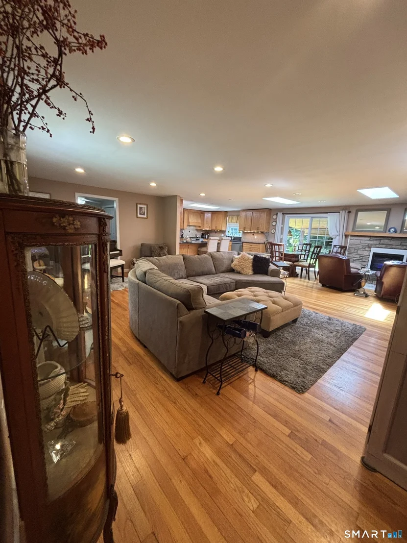 Photo of 5 Insalaco Drive