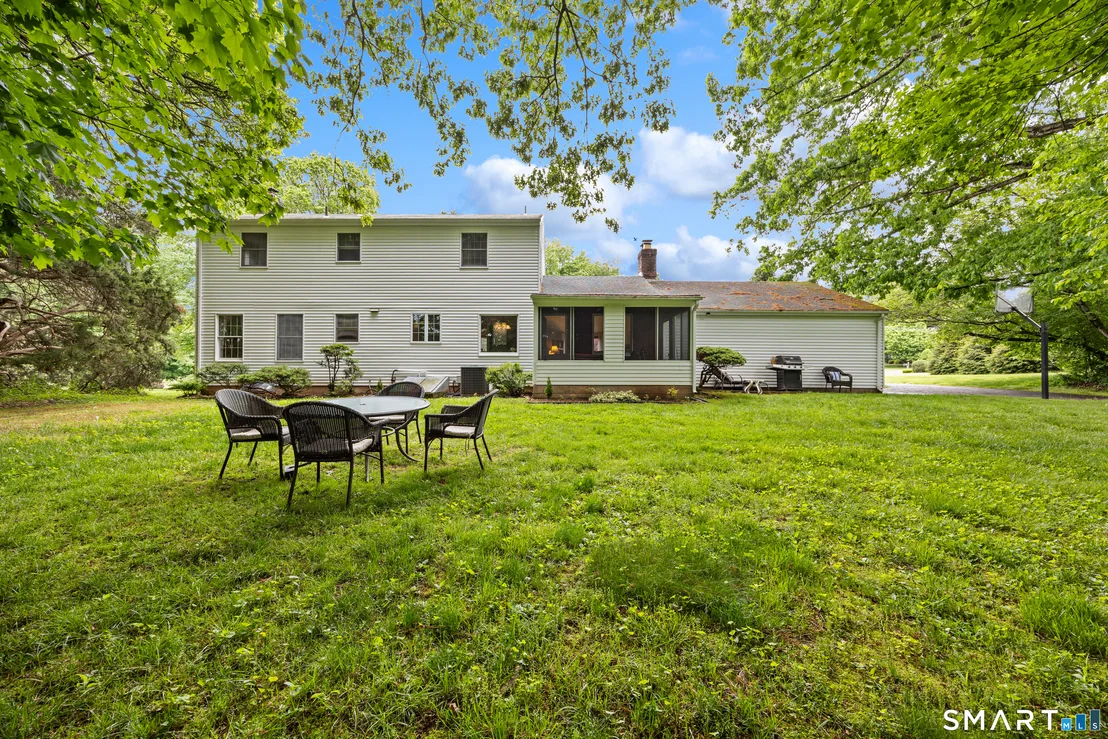 Photo of 620 Riverside Drive
