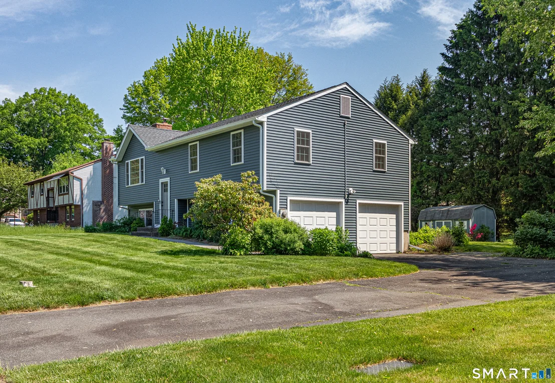 Photo of 94 Winding Brook Road