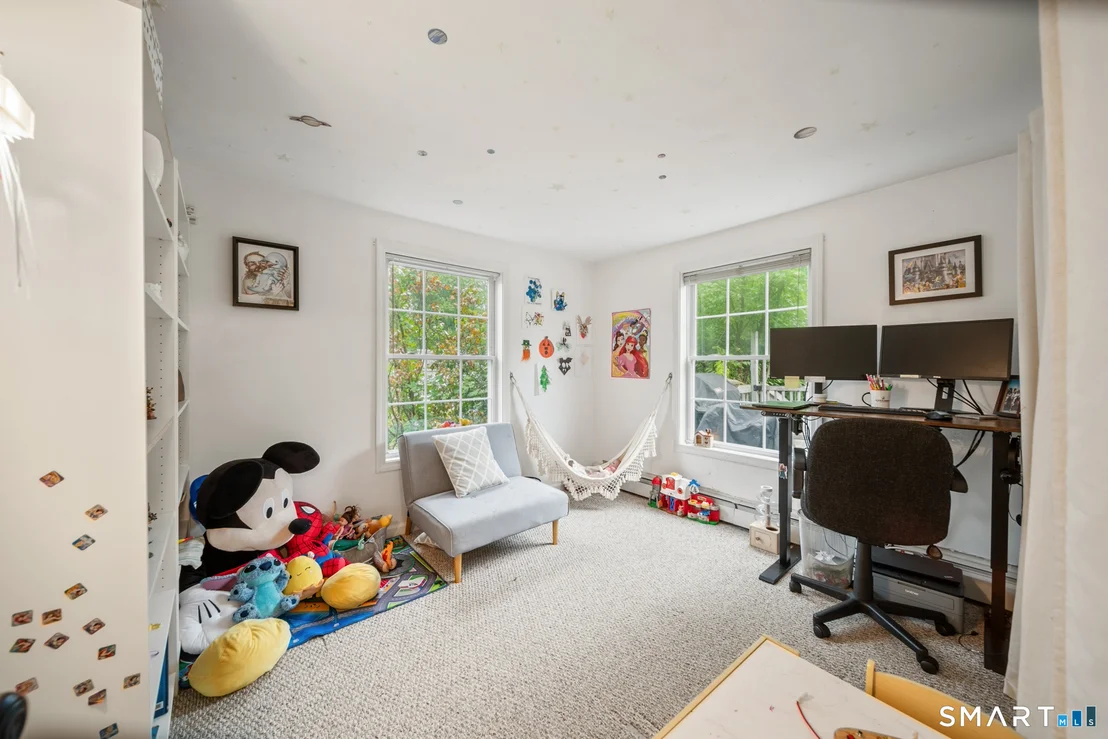 Photo of 115 Mountain View Avenue