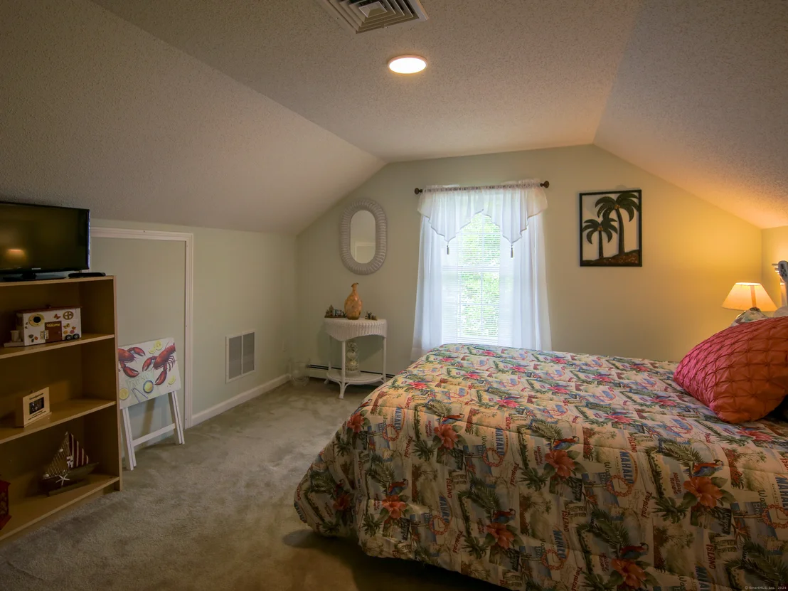 Photo of Unit 4 at 4 Arrowhead Drive