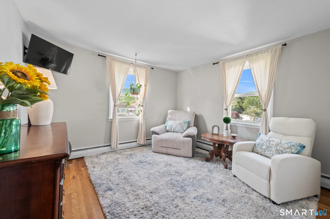Photo of 117 Lewis Road