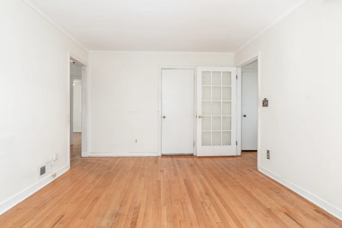 Photo of 128 Fairview Avenue