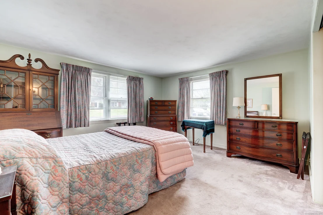 Photo of 244 Pineridge Road
