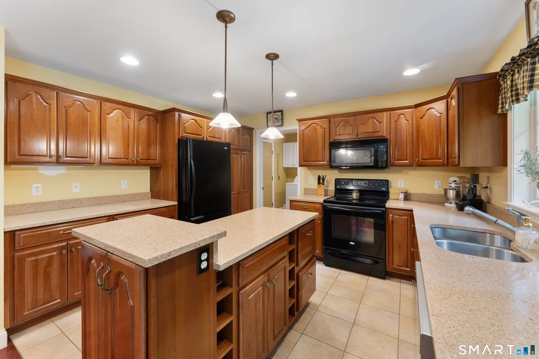 Photo of 3 Jason Heights