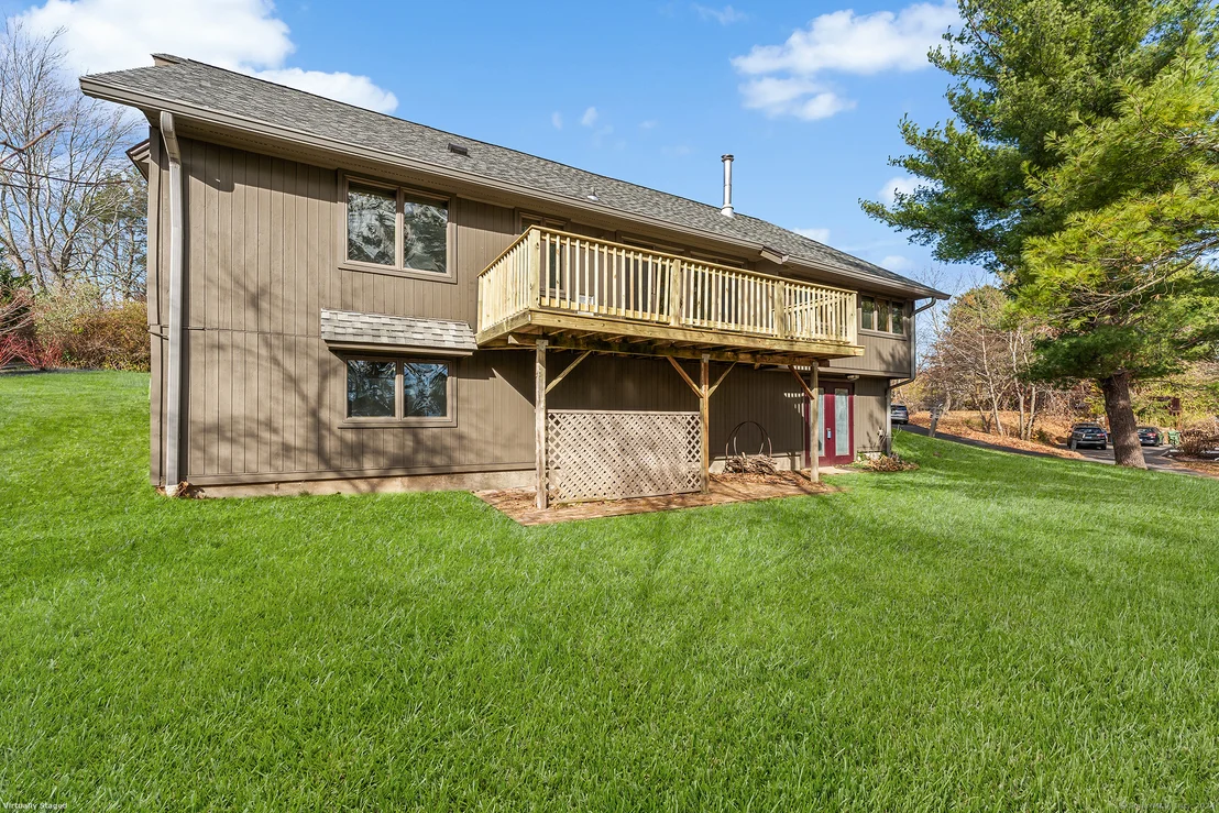 Photo of 14 Yellow Green Road