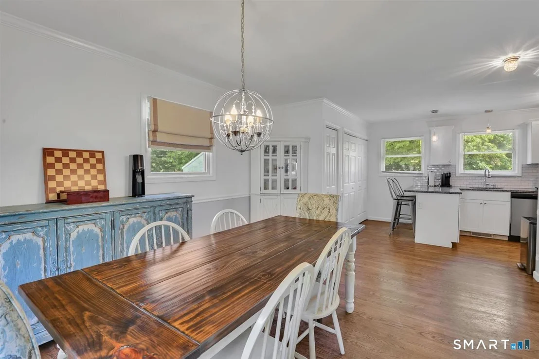 Photo of 30 Quaker Lane