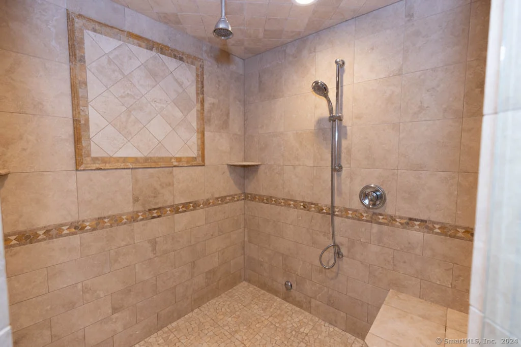 Photo of 8 Maynard Circle