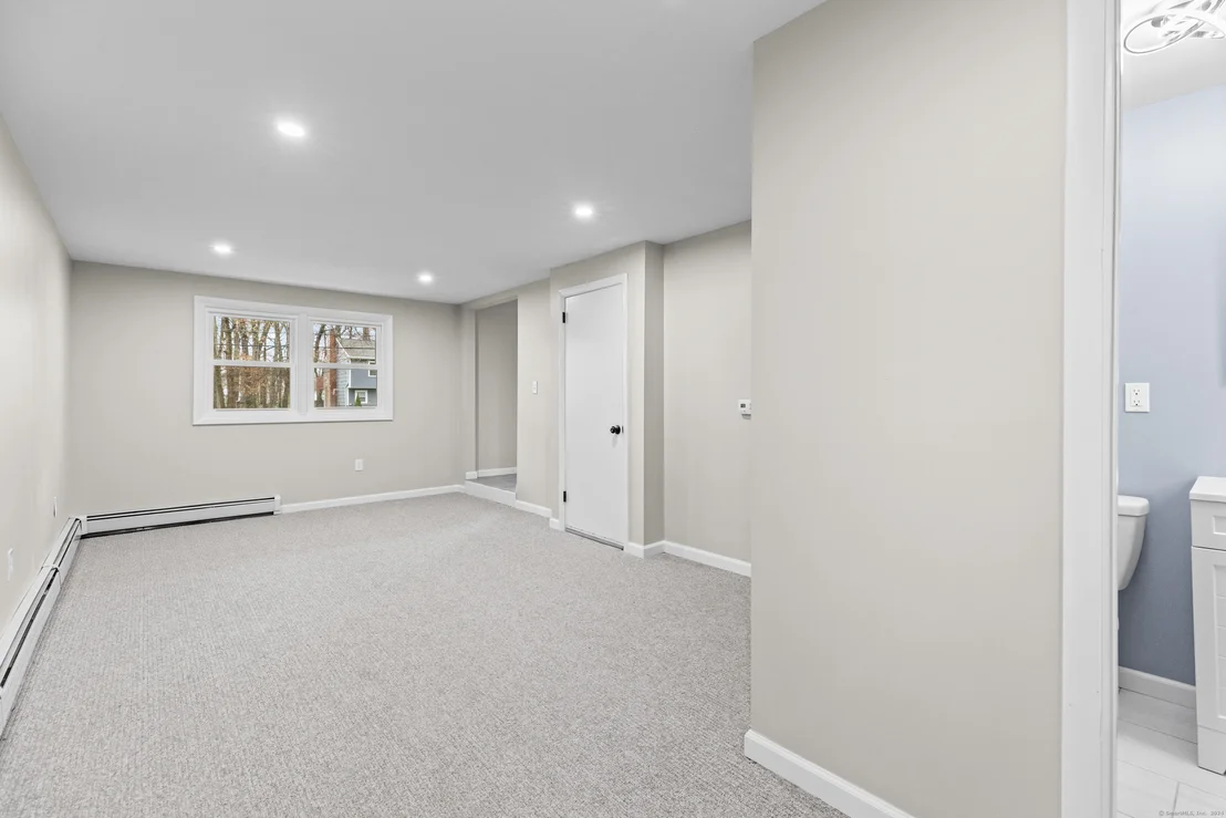 Photo of 35 Hampton Lane
