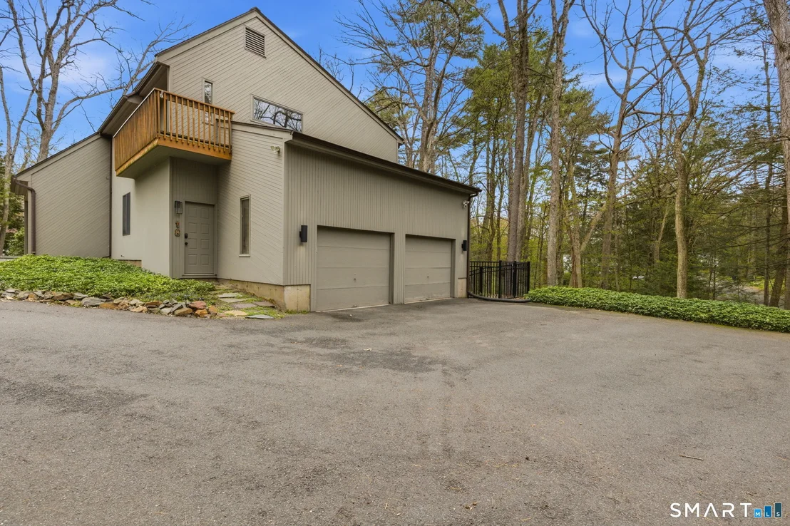 Photo of 18 Highridge Drive