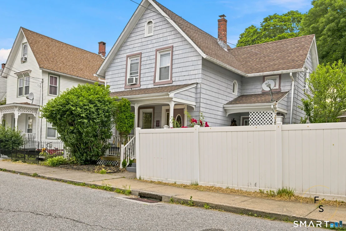 Photo of 182 Broad Street