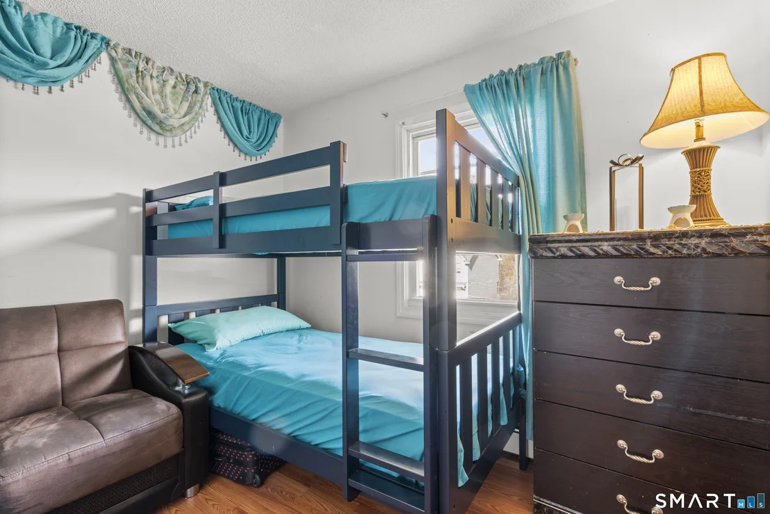 Photo of 15 Kenneth Circle