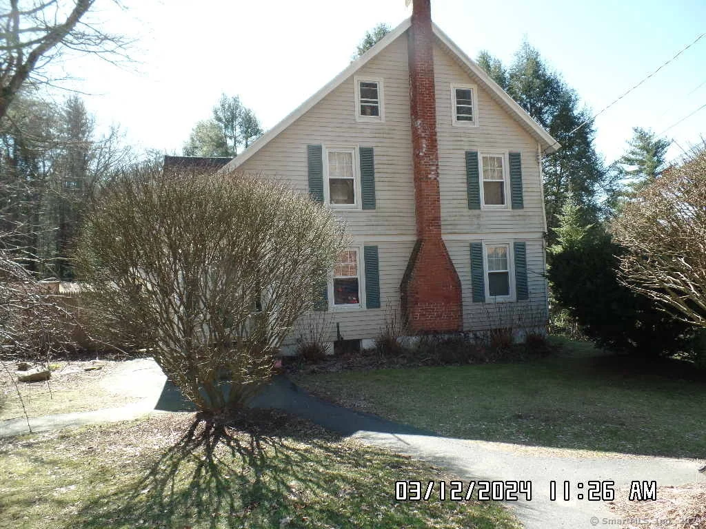 Photo of 595 Litchfield Road
