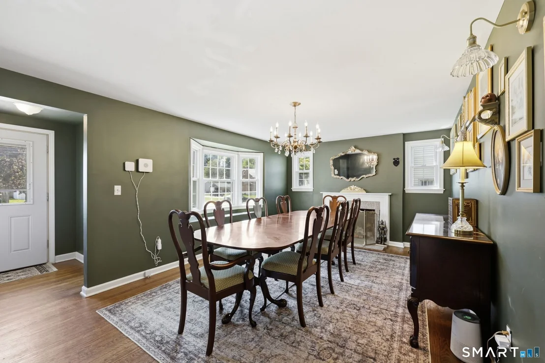 Photo of 124 Jordan Lane