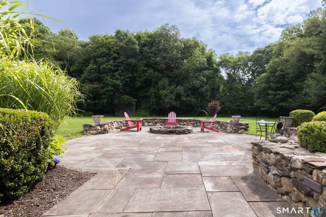 Photo of 21 Merlins Lane