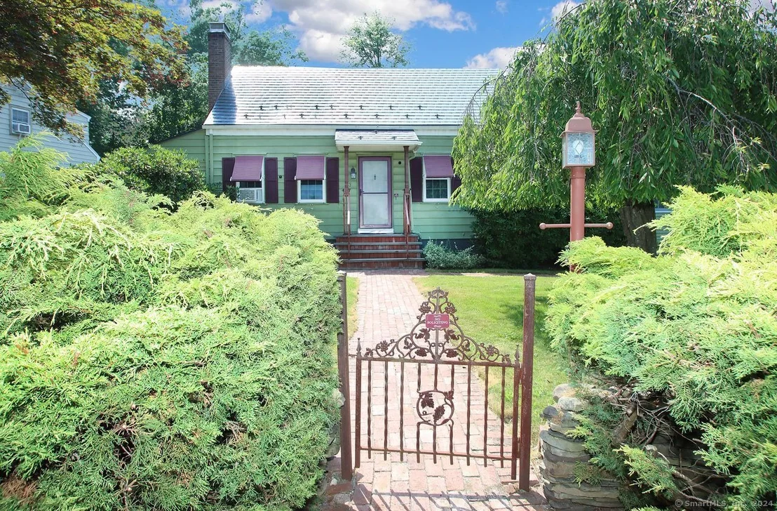 Photo of 33 Vineyard Road