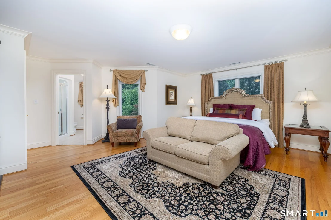 Photo of 122 Windward Place