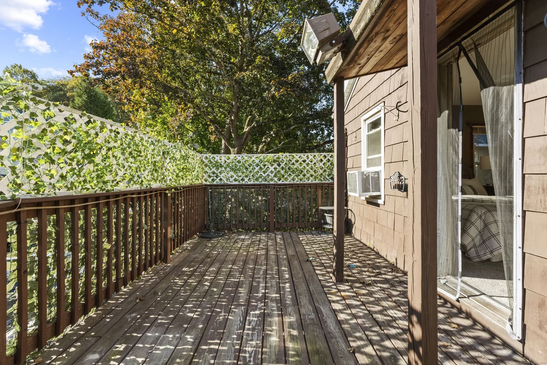 Photo of 112 Howe Avenue
