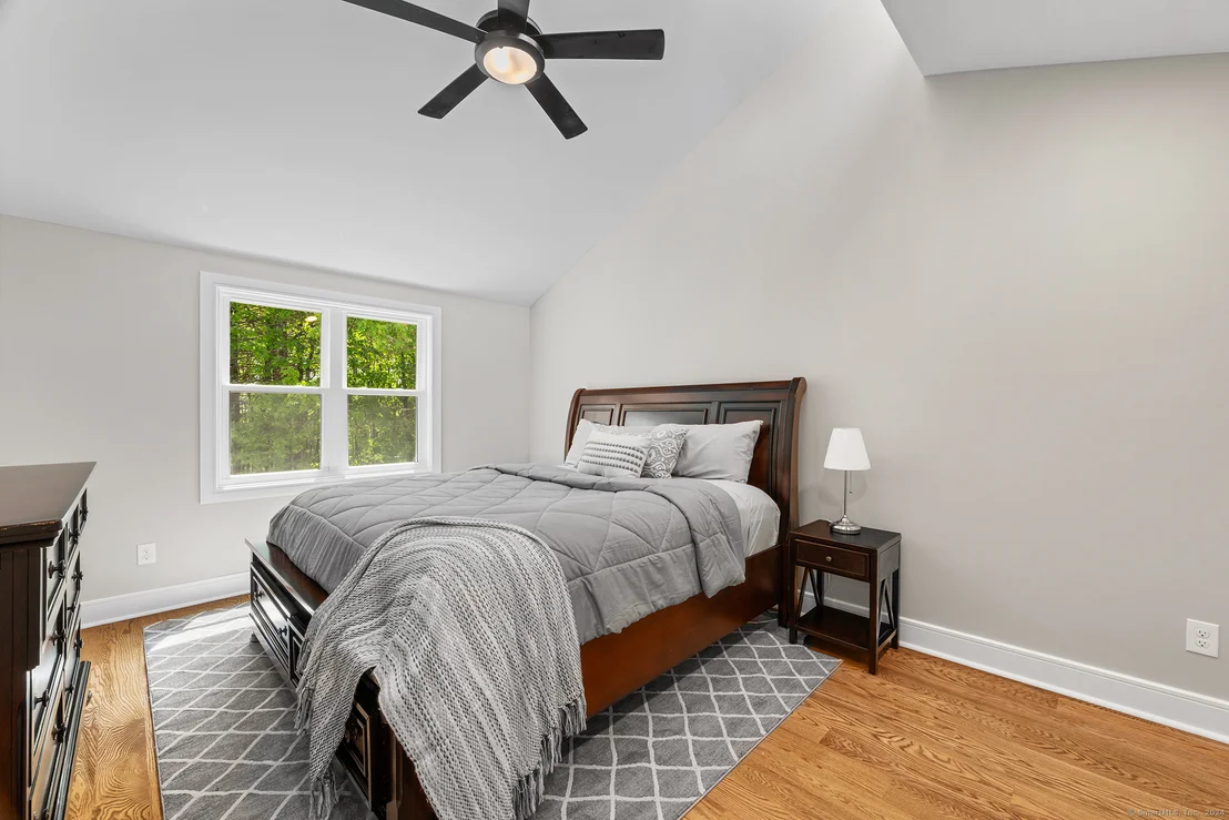 Photo of 16 Ariel Way