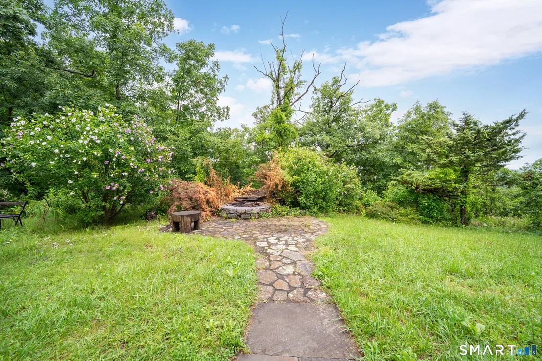 Photo of 33 Skyline Drive