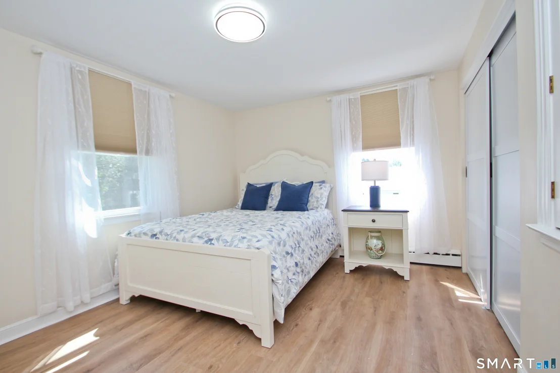Photo of 11 Esther Avenue