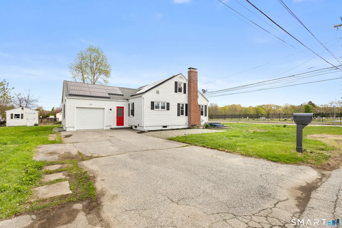 Photo of 395 Maple Street