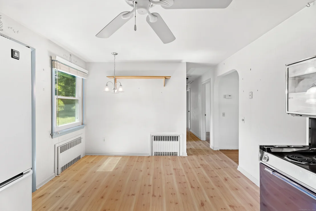 Photo of 43 Arrowhead Drive