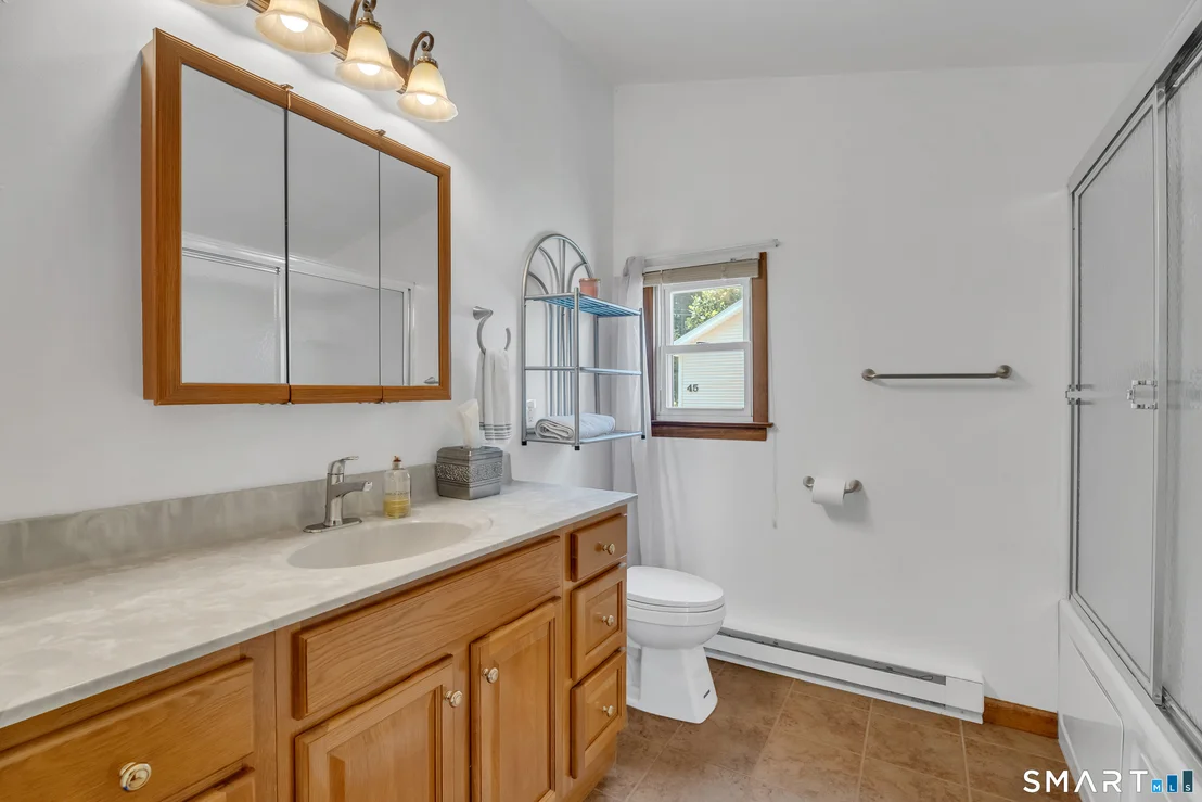 Photo of 51 Lakeview Drive