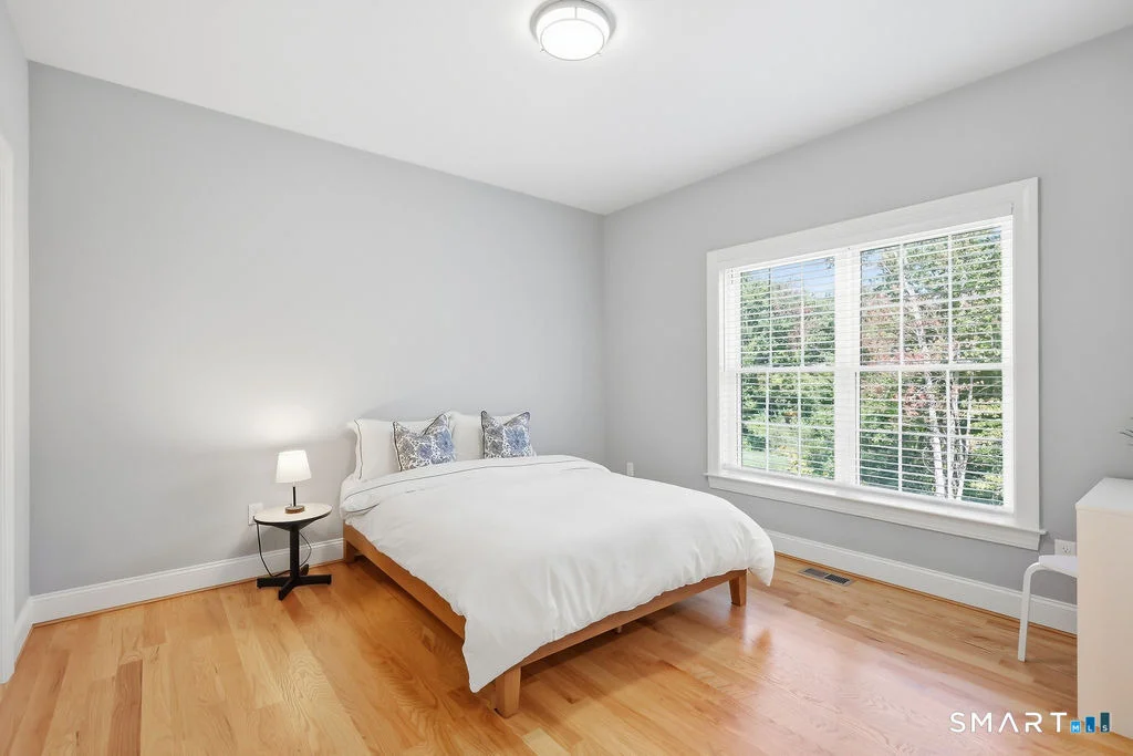 Photo of 21 Wolf Hill Road