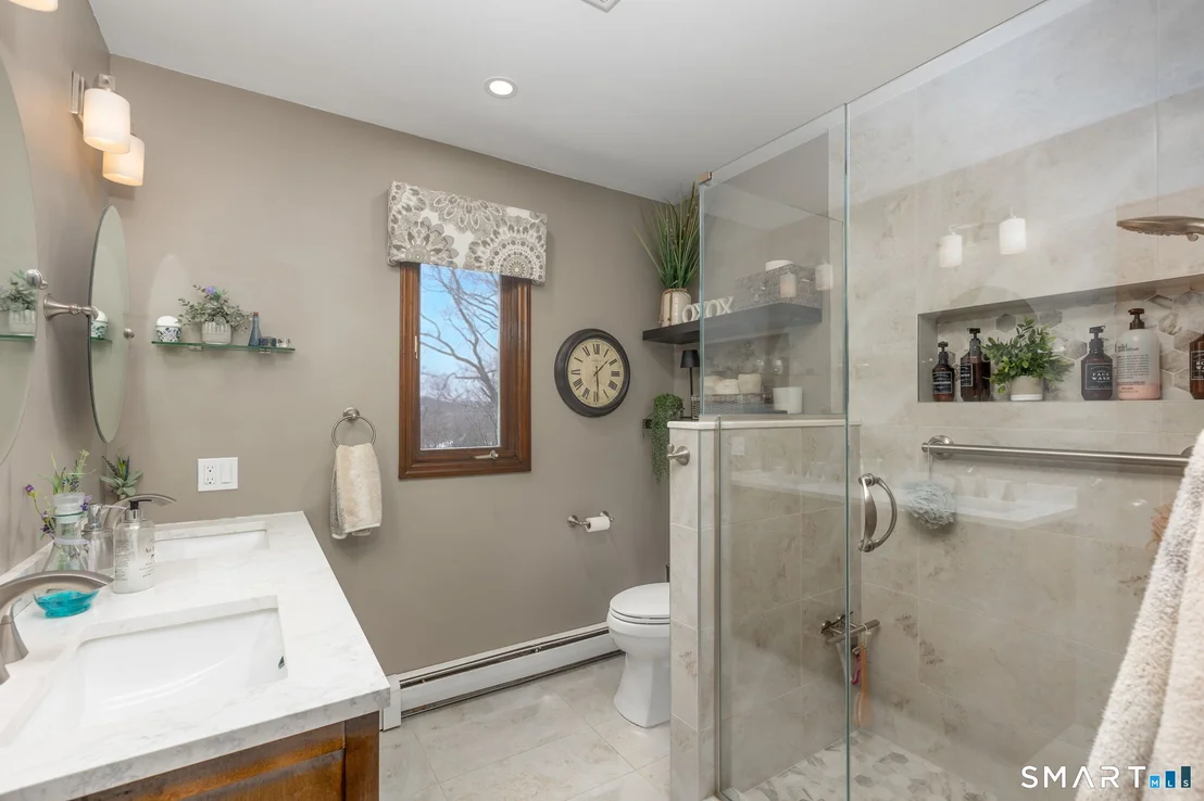 Photo of 6 Windward Drive