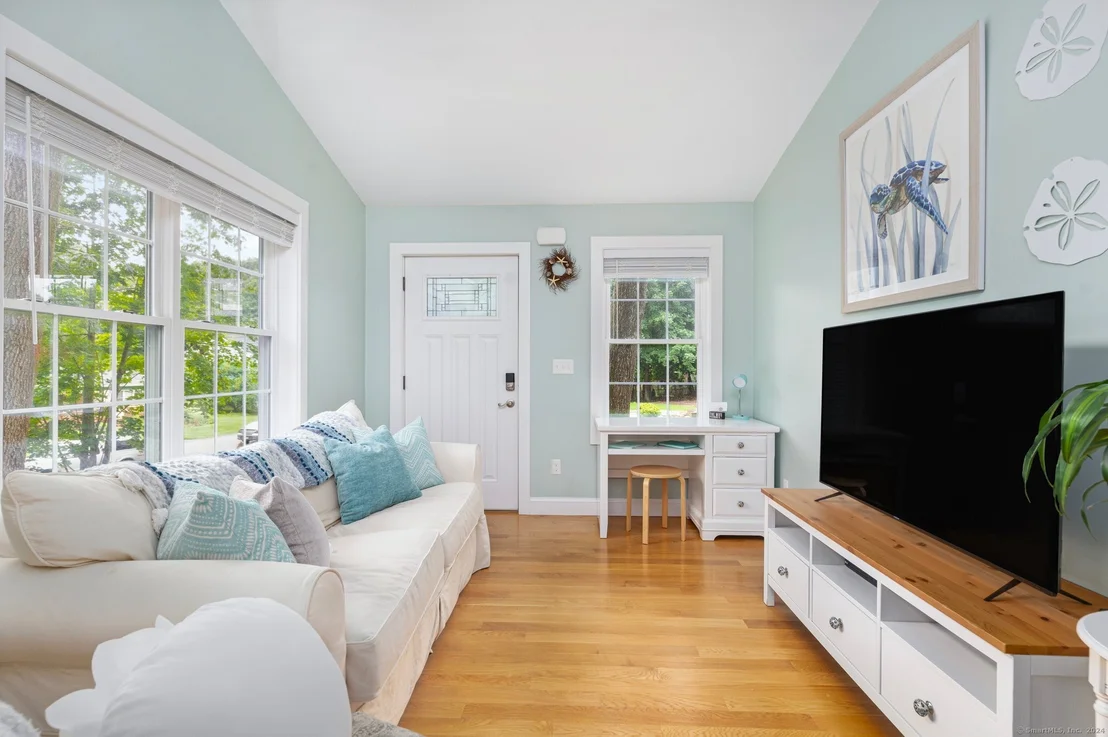 Photo of 133 133 Winterberry Road