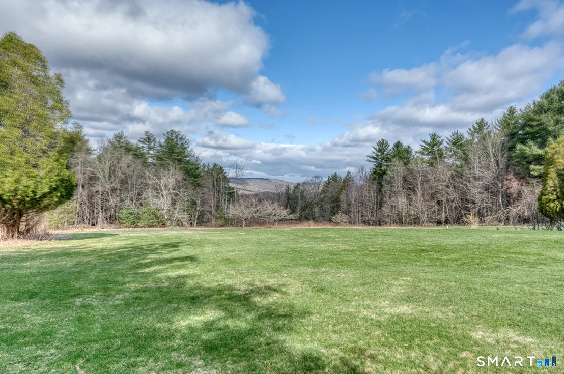 Photo of 1833 Mountain Road