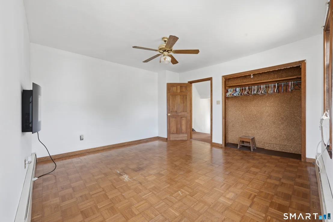 Photo of 112 Howe Avenue