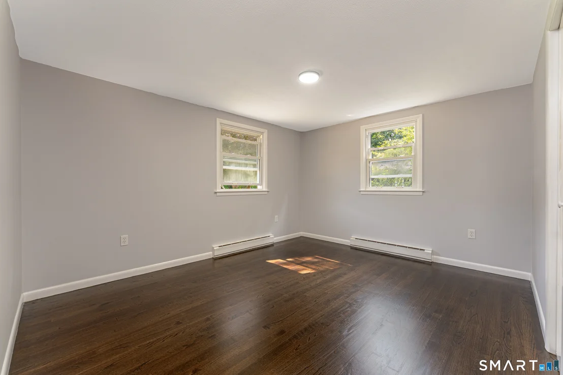 Photo of 48 Manor Lane
