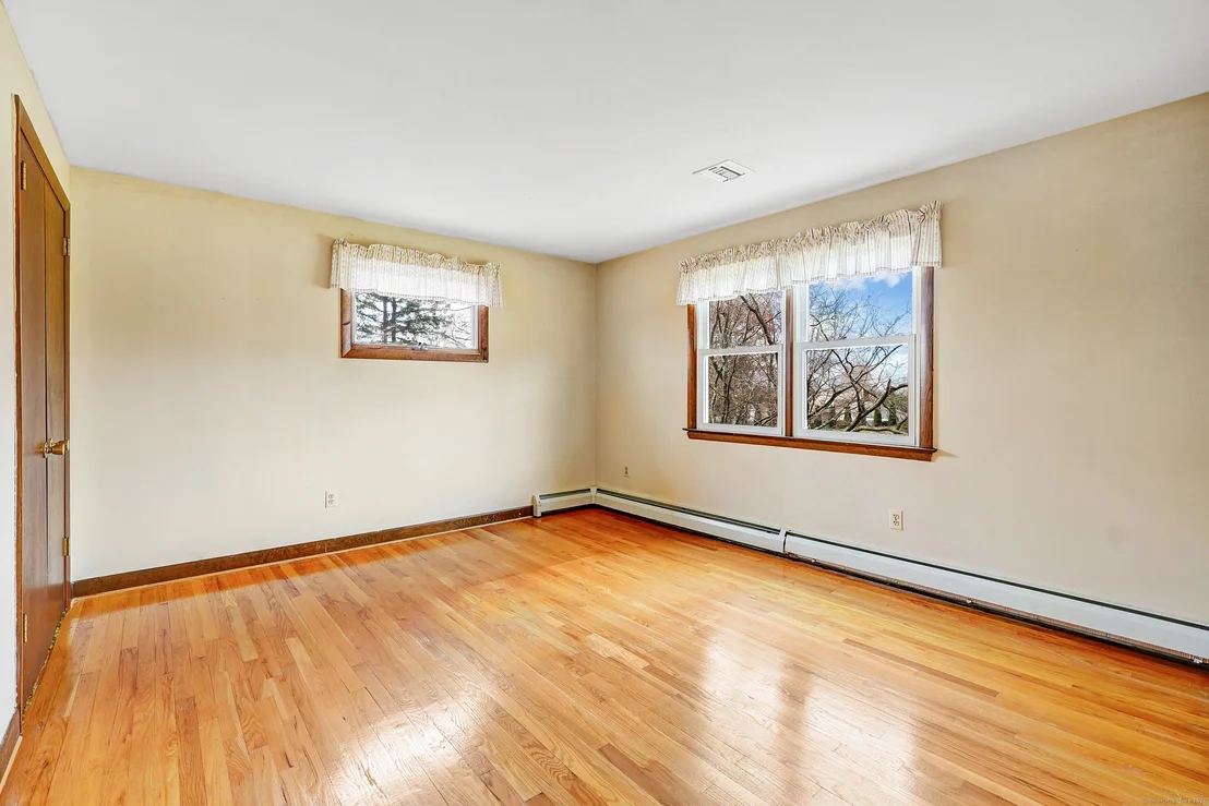 Photo of 2 Clover Drive