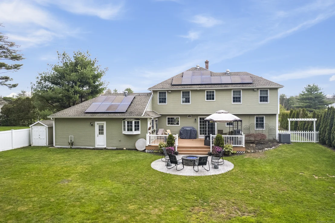 Photo of 511 Salmon Brook Street