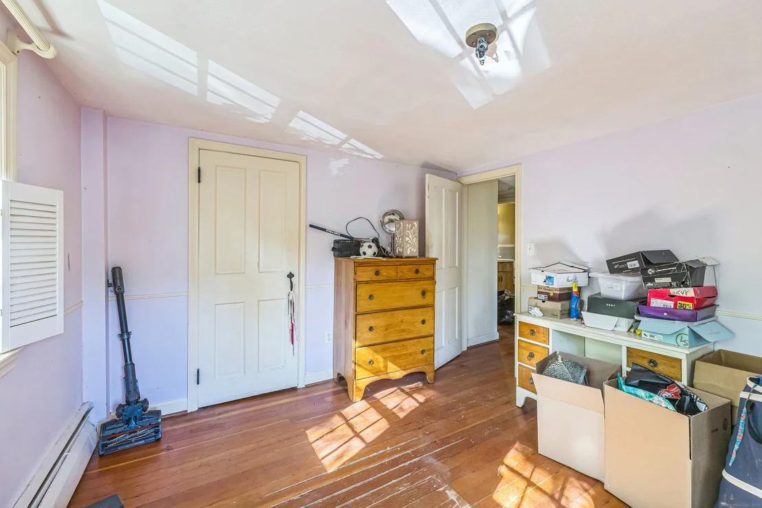 Photo of 40 Holcomb Street