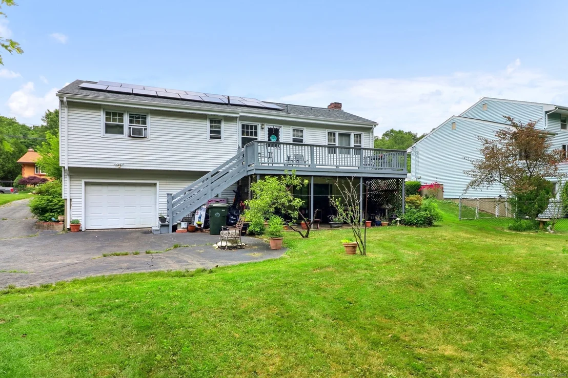Photo of 233 Newton Street